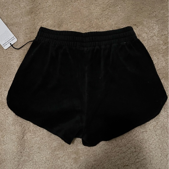 ALO Yoga Women's Terry High Waisy Bechside Shorts - Picture 2 of 3